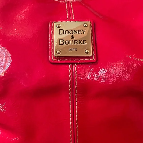 Dooney and Bourke Handbag LIKE NEW - Picture 5 of 7